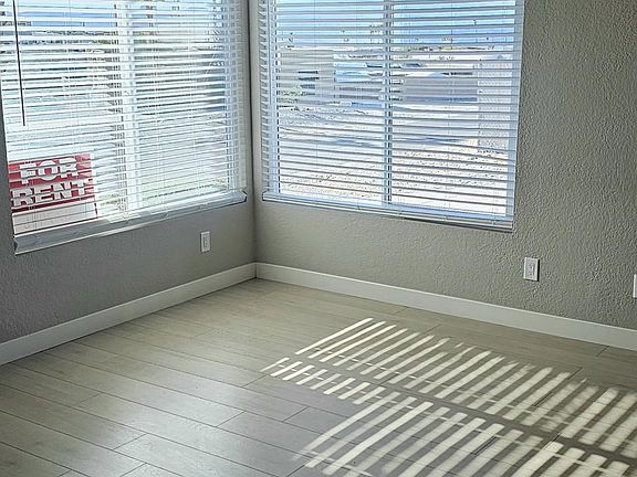 5th image of 3471 Iroquois Dr Unit 1