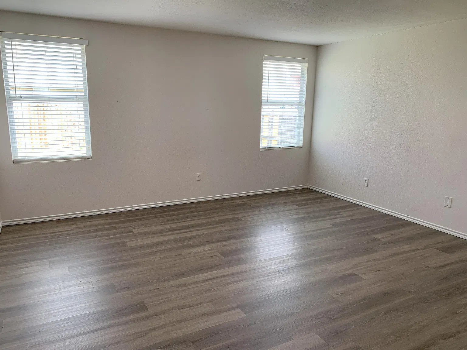 3 bed, 1679 sqft, $1,995 — Photo 4