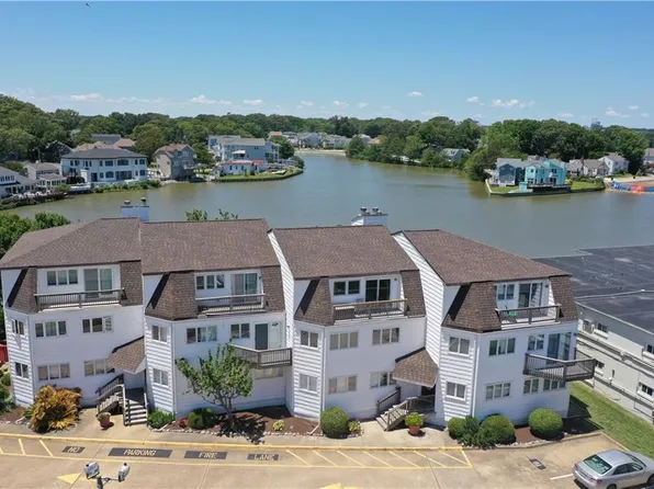 209 Lake Dr, Virginia Beach, VA 23451