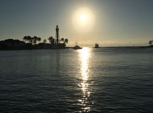 1260 N Riverside Dr, Pompano Beach, FL 33062