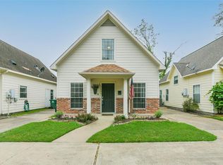 2806 Austin St, Houston, TX 77004