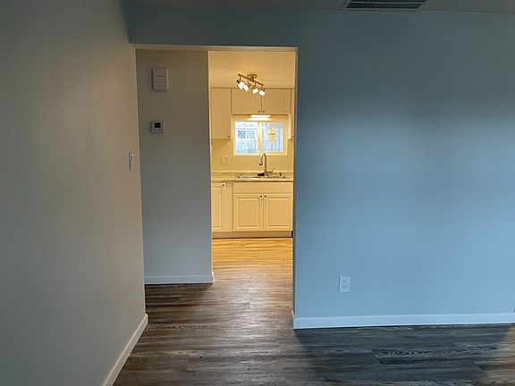 3rd image of 3826 Ackerman Blvd