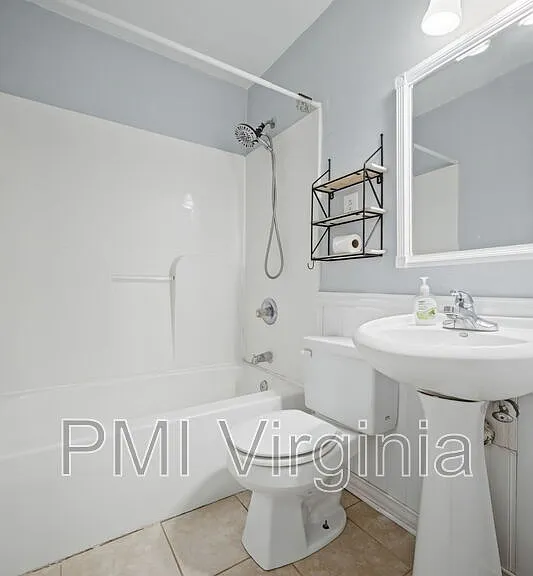 28 Harvard Rd — Photo 15