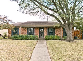 8514 Londonderry Ln, Dallas, TX 75228