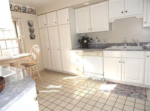 2nd image of 4519 Stonecroft Ct