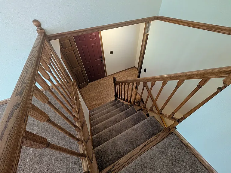 10207 Pilgrim Ln N — Photo 17