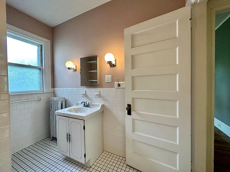 41 Irving Ave #1 — Photo 21