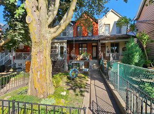 50 Pendrith St, Toronto, ON M6G 1R7