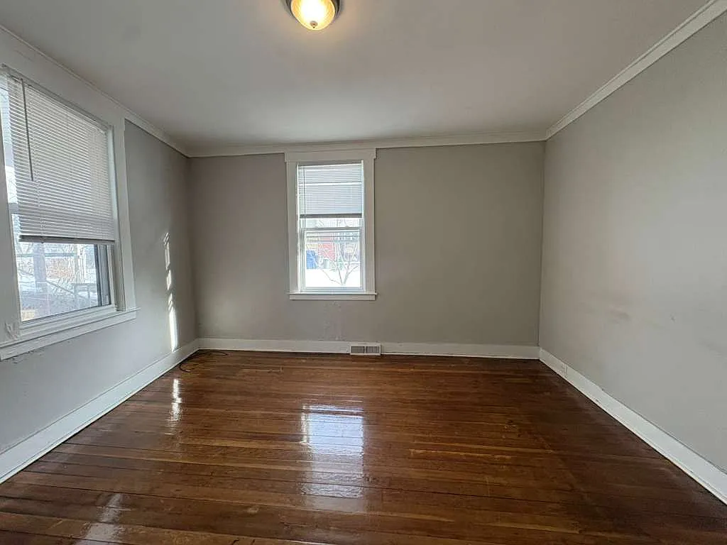 58 Spruce St — Photo 1