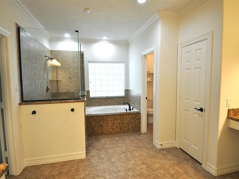 1914 Sand Hollow Ln — Photo 29