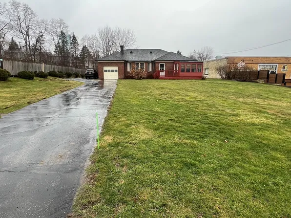 381 S Union St, Spencerport, NY 14559