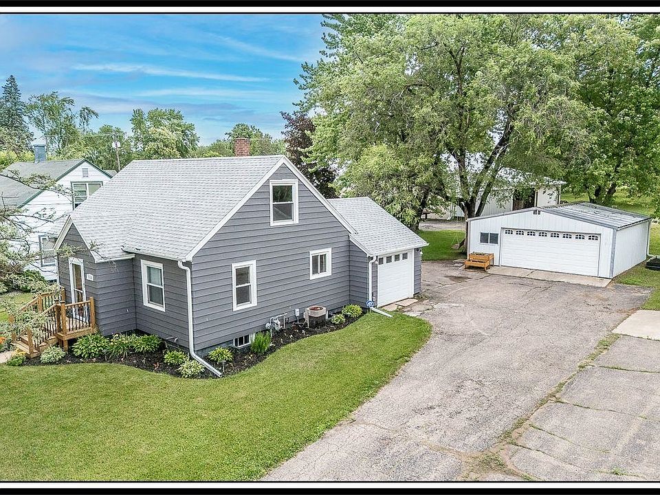 1st image of 1118 Depot St
