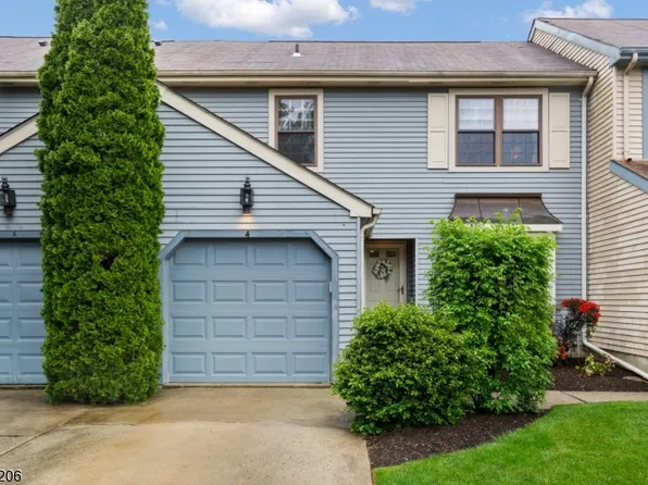 4 Fox Hill Ln, Hillsborough Twp., NJ 08844