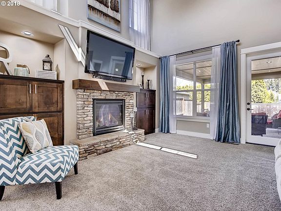 4th image of 4483 SE Greenview Ct