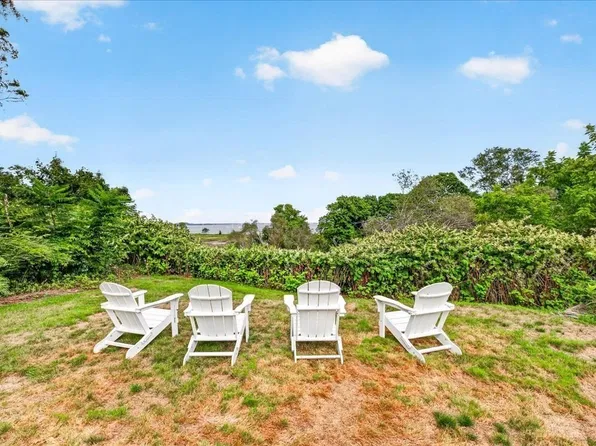 204 Sandwich St APT 1, Plymouth, MA 02360