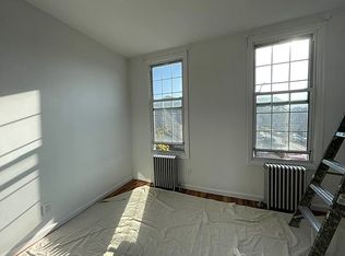 575 Fairview Ave #2L, Ridgewood, NY 11385