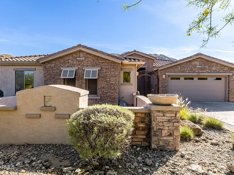 10312 S 16th Dr — Photo 13