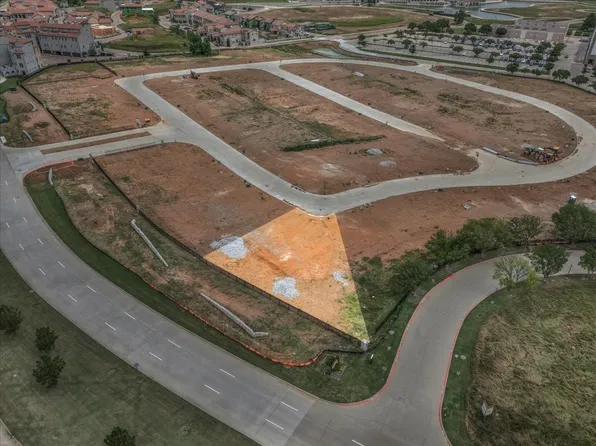 1601 Molly Dr, Roanoke, TX 76262