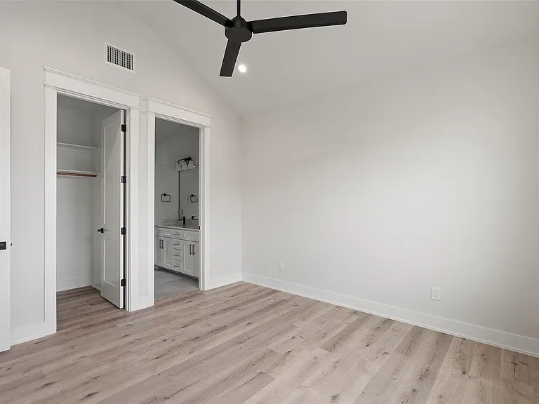 2713 Bristol Dr #2 — Photo 6