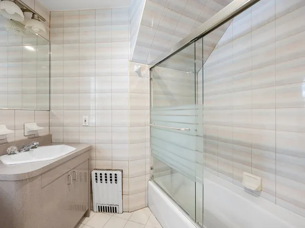 86-49 Dunton Street image 19 of 29