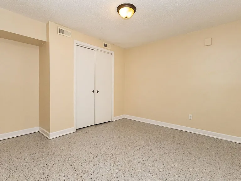 1309 Labrea Dr #B — Photo 4