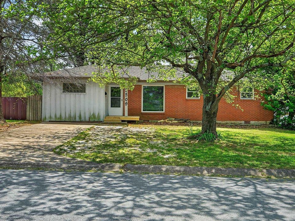 1st image of 5509 Westminister Dr