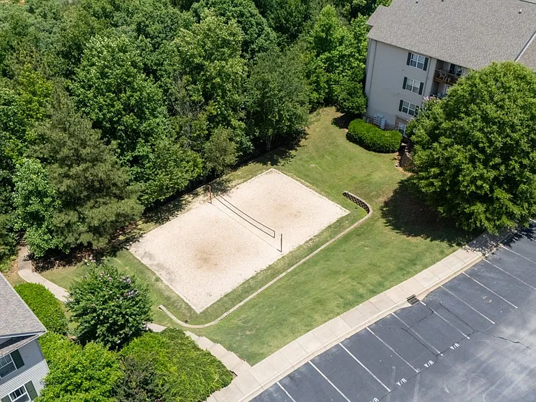 834 Harts Cove Way — Photo 3