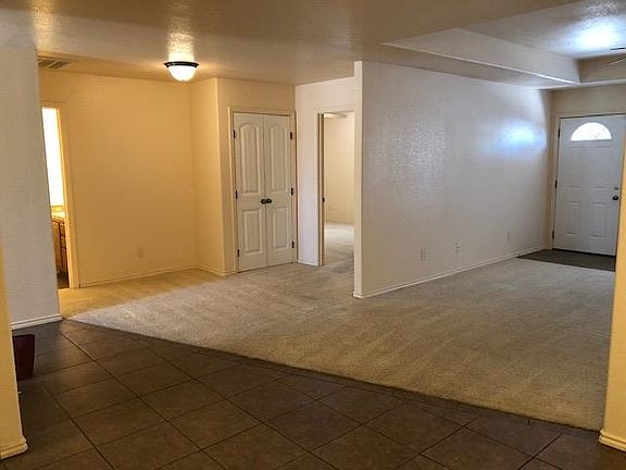 4th image of 905 S Wyoming Ave