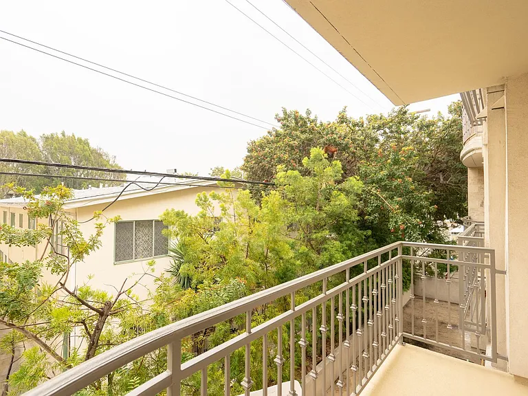 8610 Chalmers Dr — Photo 28