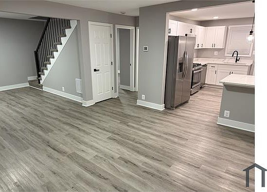 5th image of 2700 McComas Ave