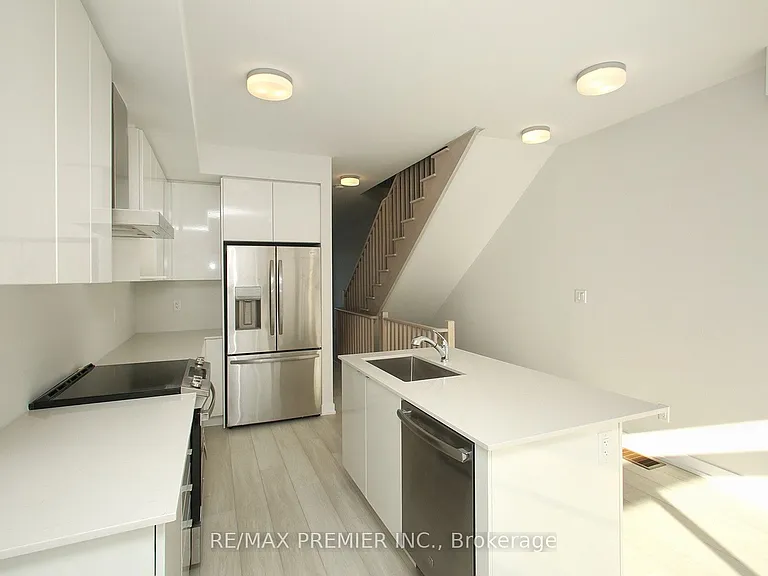 128 Brockley Dr — Photo 12