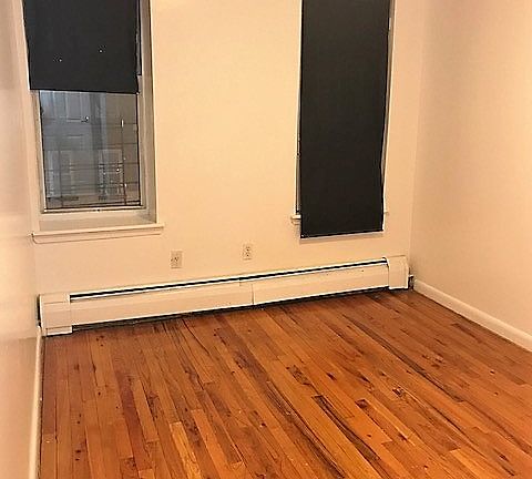 4th image of 3038 Holland Ave APT 4
