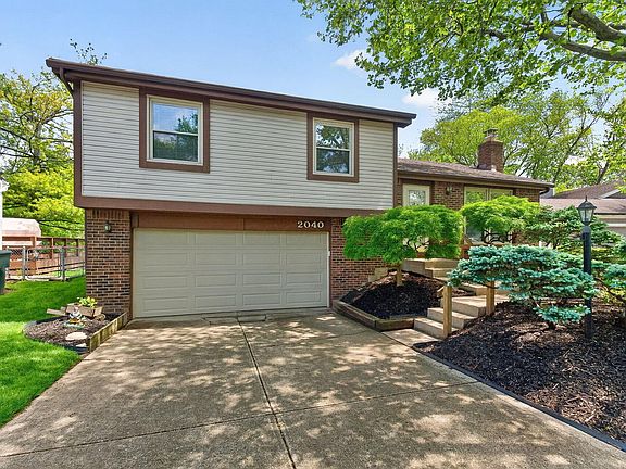 4th image of 2040 Tuckaway Ct