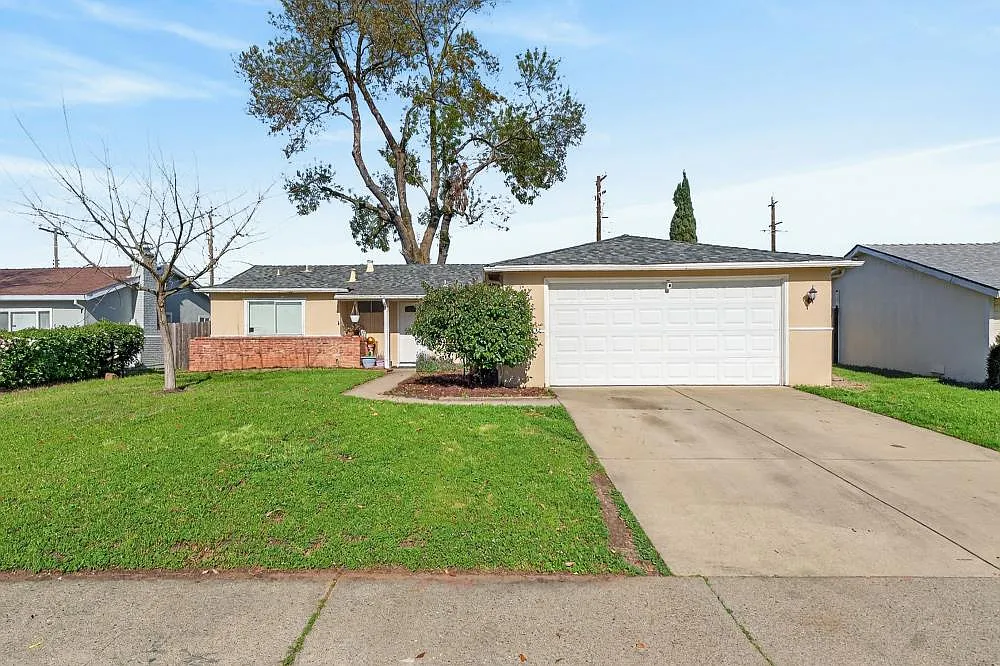 10613 Olson Dr photo 1