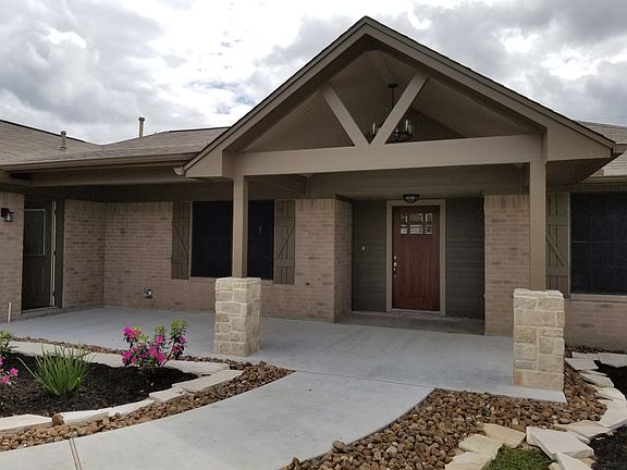 3rd image of 12107 Milam Cir