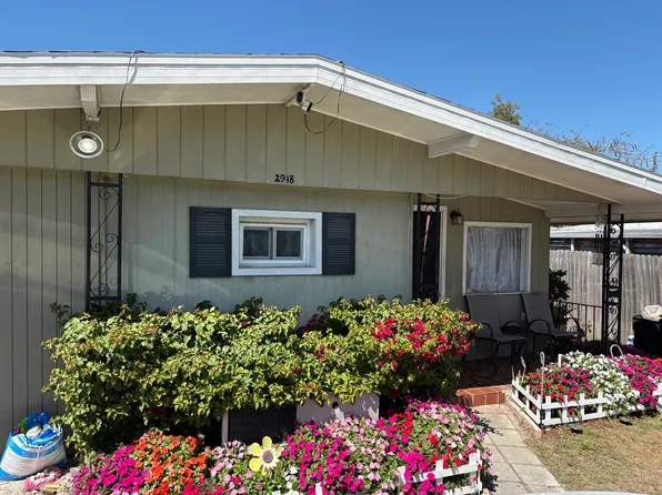 2918 17th St W, Bradenton, FL 34205