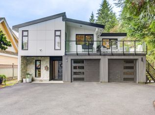 2836 Violet St, North Vancouver, BC