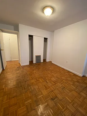 Rented by Peter R. Hungerford, LREB | media 13