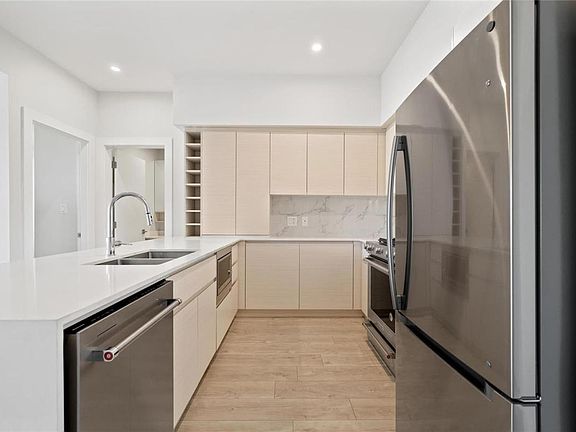 2nd image of 1925 Enterprise Way Unit 306