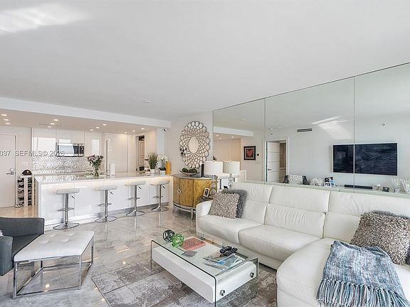 4th image of 90 Alton Rd APT 1806
