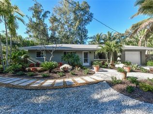 6620 Peacock Rd, Sarasota, FL 34242
