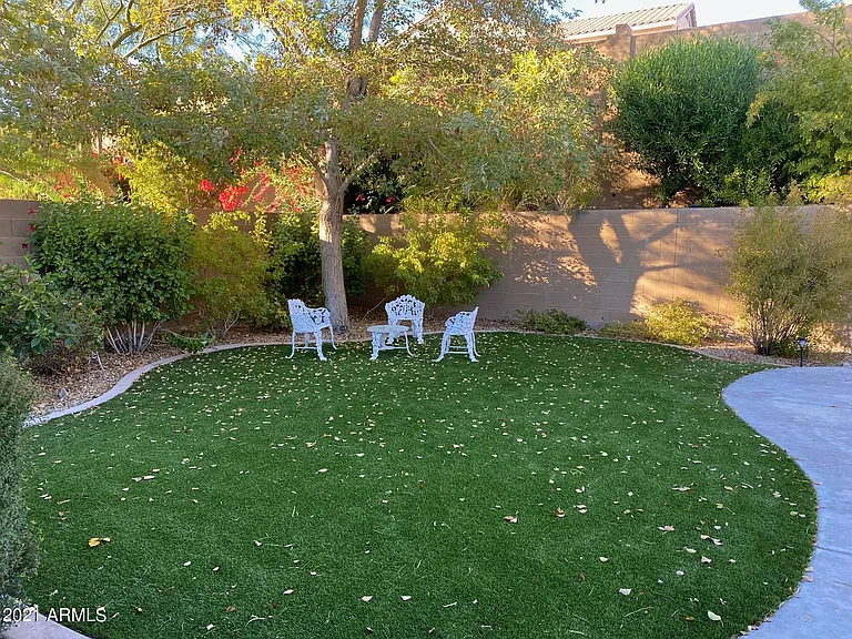 1608 W White Feather Ln — Photo 42