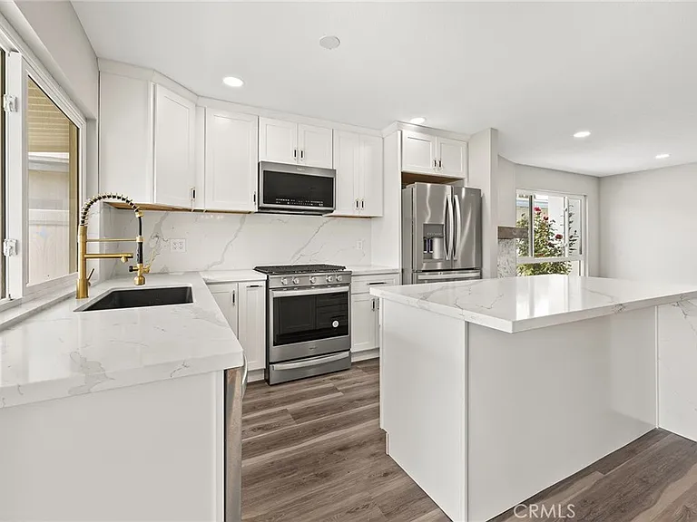 5032 E Holbrook St — Photo 11