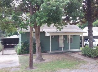 123 6th Ave, Nederland, TX 77627