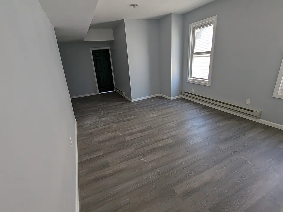 99 Brill St #2A