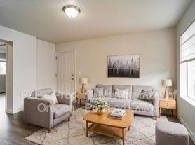 Stacey Lee Apartments