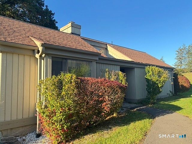 219 Heritage Village #B — Heritage Village Country Club