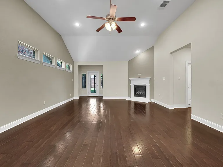 5805 Zinnia Dr — Photo 11