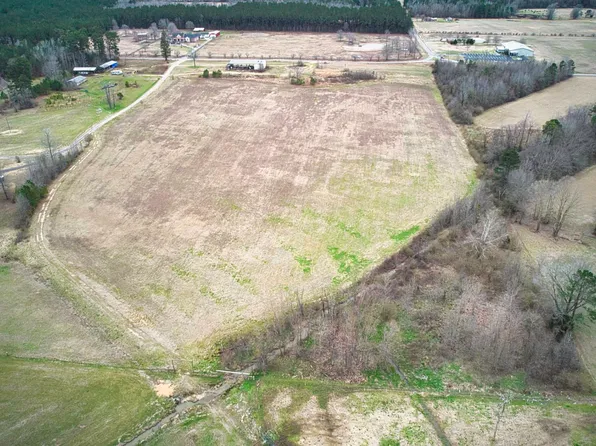 9029 E Fairview Rd, Hensley, AR 72065