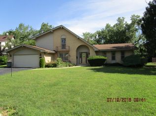2921 Polly Ln, Flossmoor, IL 60422